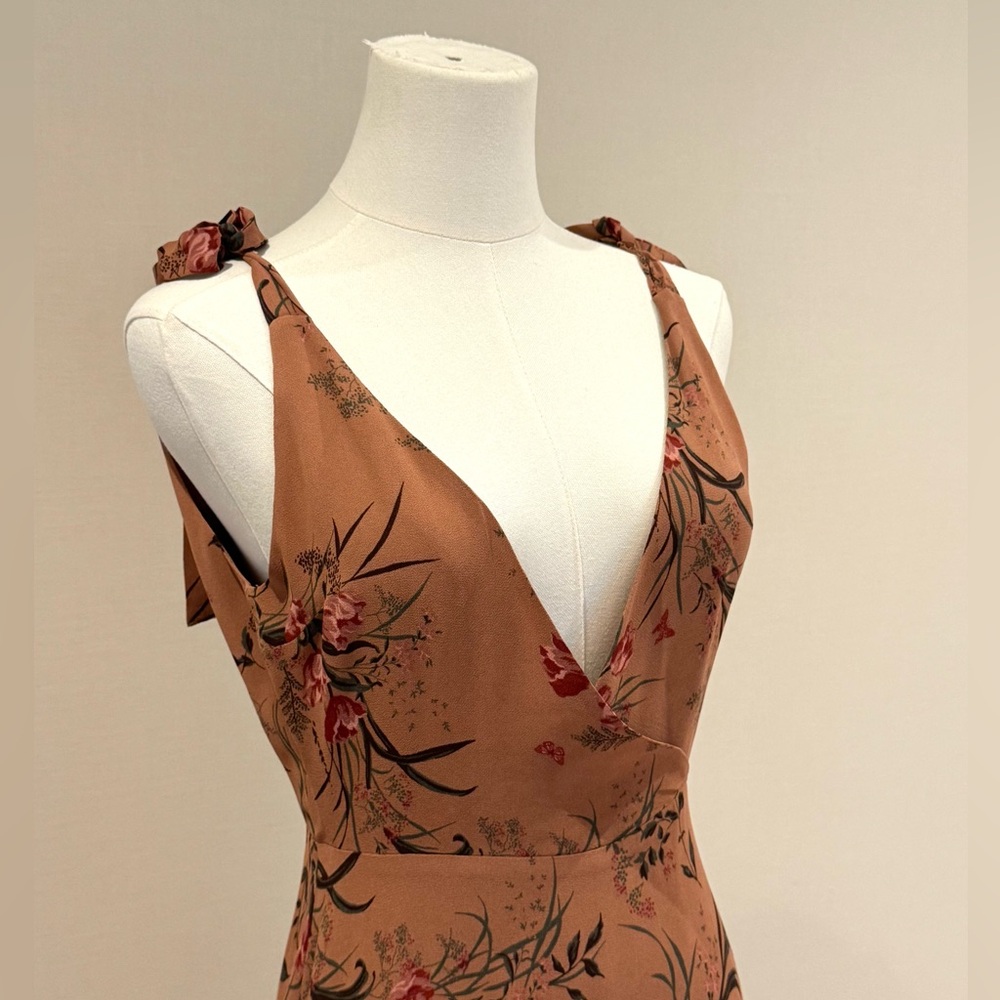 Reformation Dalie Dress Size 4 - Picture 4 of 9